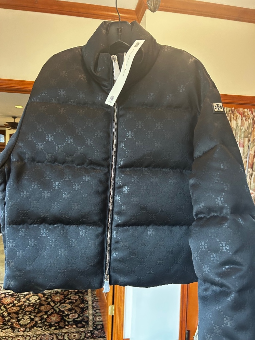 Women’s Tory Burch T Monogram Down Puffer Jacket. Size Medium (6-8)